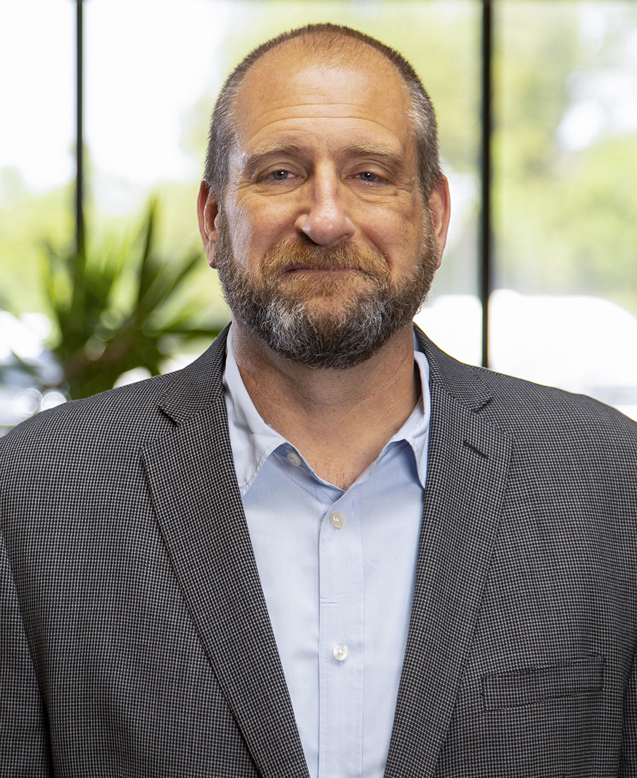 Paul Weiss Headshot_BIZ21626_DVishwanat_WEB